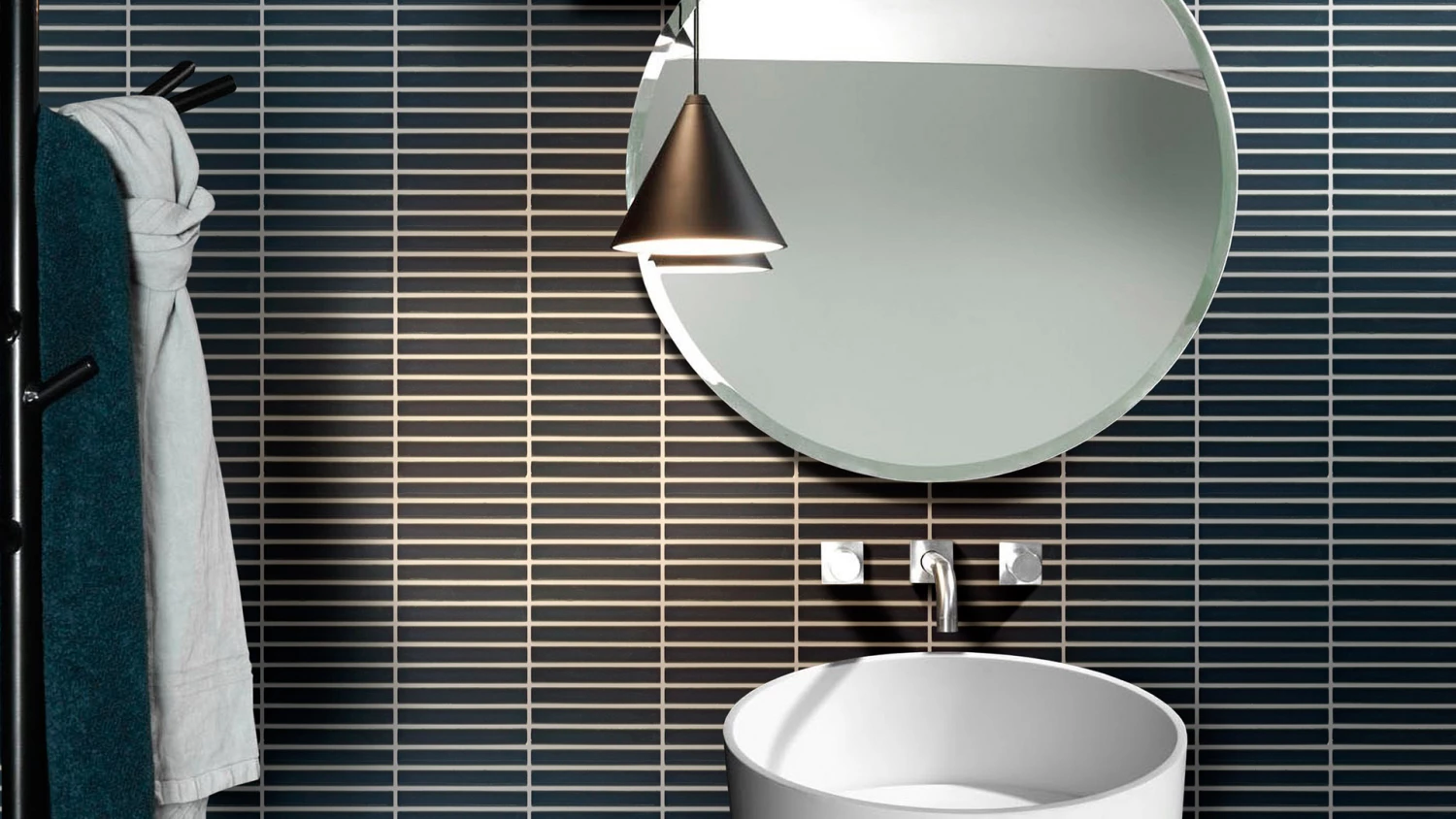 Finger Mosaic White – Gloss 4 Finger Mosaic White – Gloss - Image 2